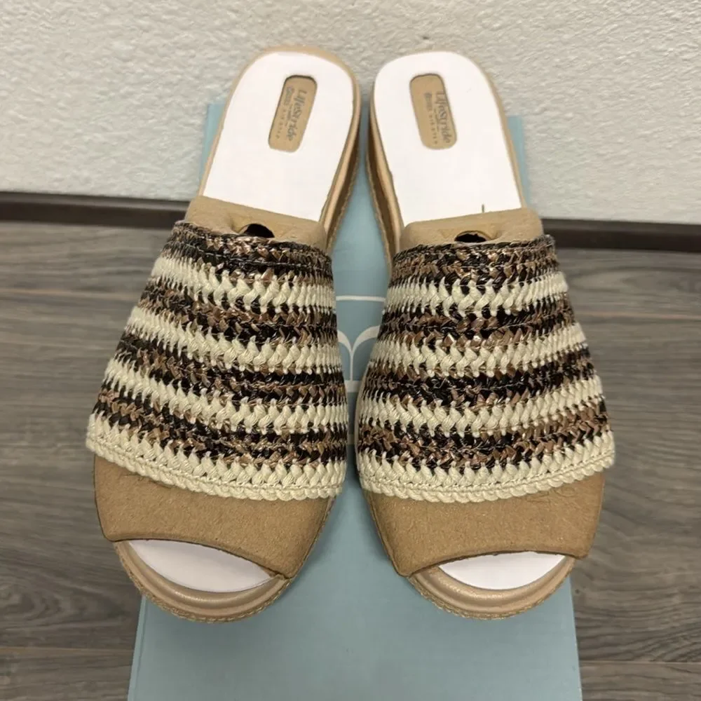 Bzees Breezy Wedge Sandal (WIDE)